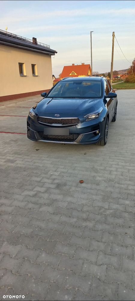 Kia XCeed 1.6 CRDi SCR L Business Line - 11