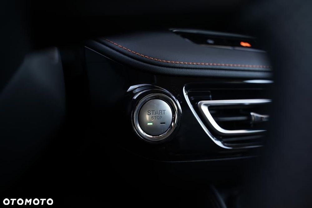 MG HS 1.5 T-GDI Exclusive DCT - 17