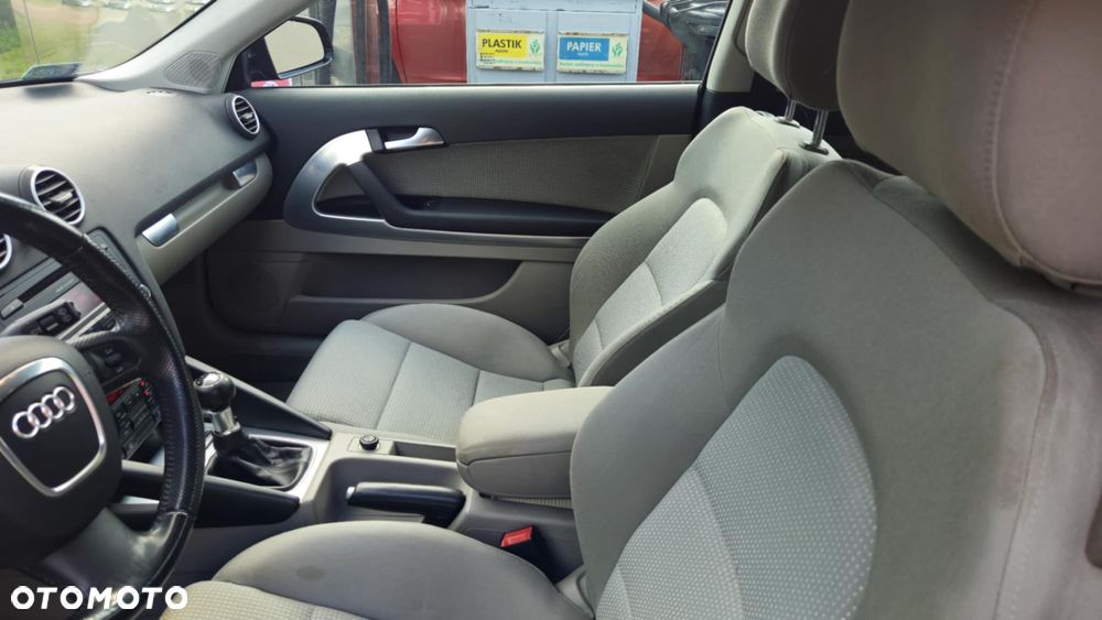 Audi A3 3-drzwiowe 2.0 TDI Ambiente - 10
