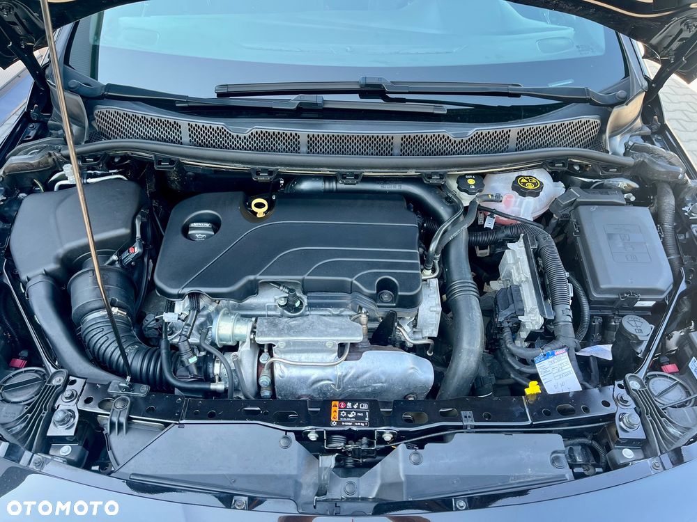 Opel Astra 1.4 Turbo Business - 21