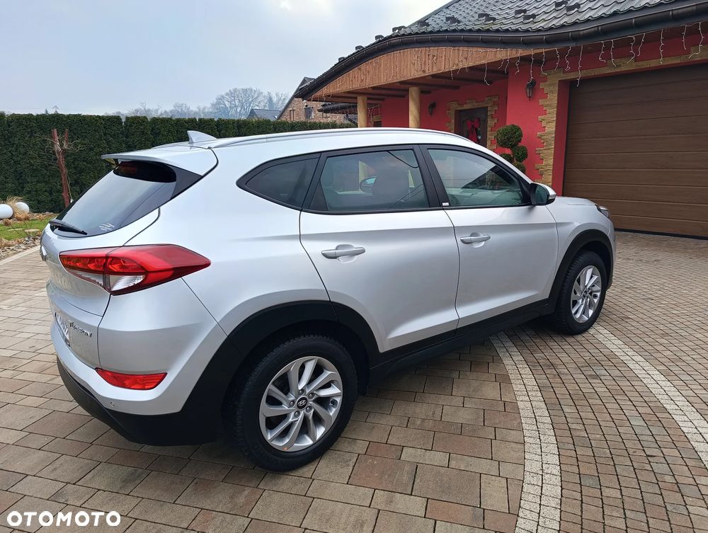 Hyundai Tucson blue 1.6 GDi 2WD Passion - 16