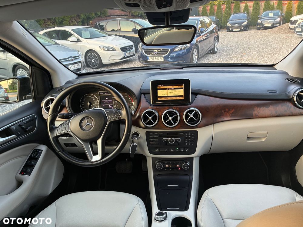 Mercedes-Benz Klasa B 180 7G-DCT Edition - 14
