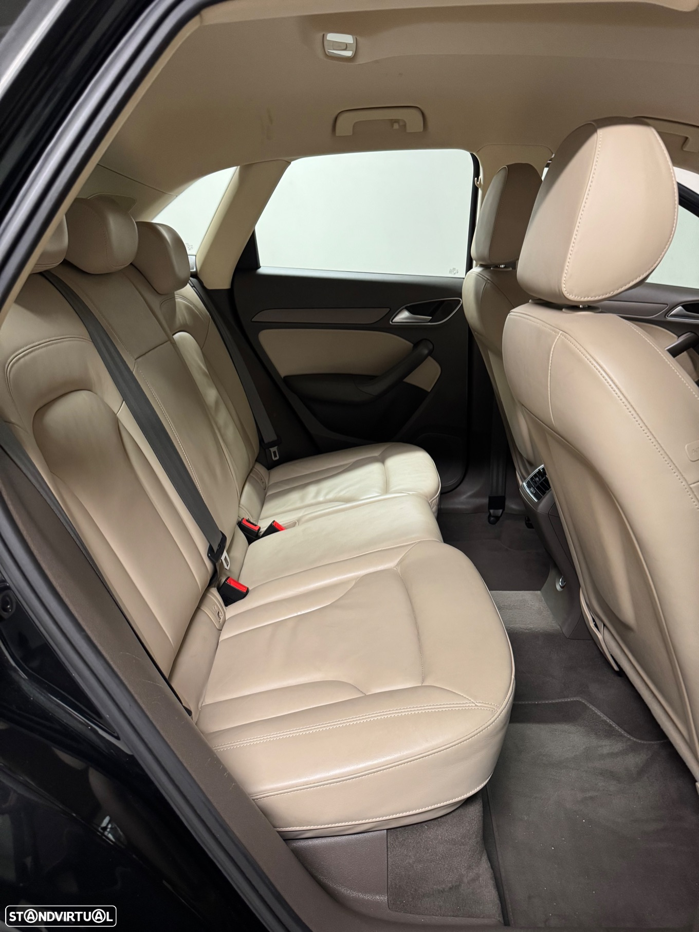 Audi Q3 2.0 TDI quattro Attraction S-tronic - 10