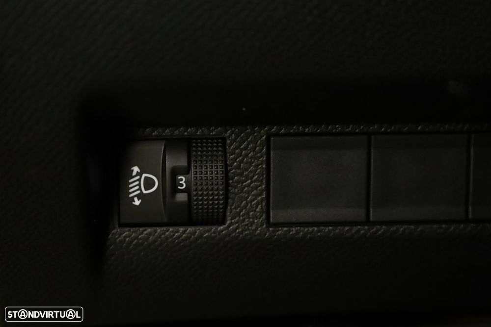 Peugeot e-208 51 kWh Allure - 20