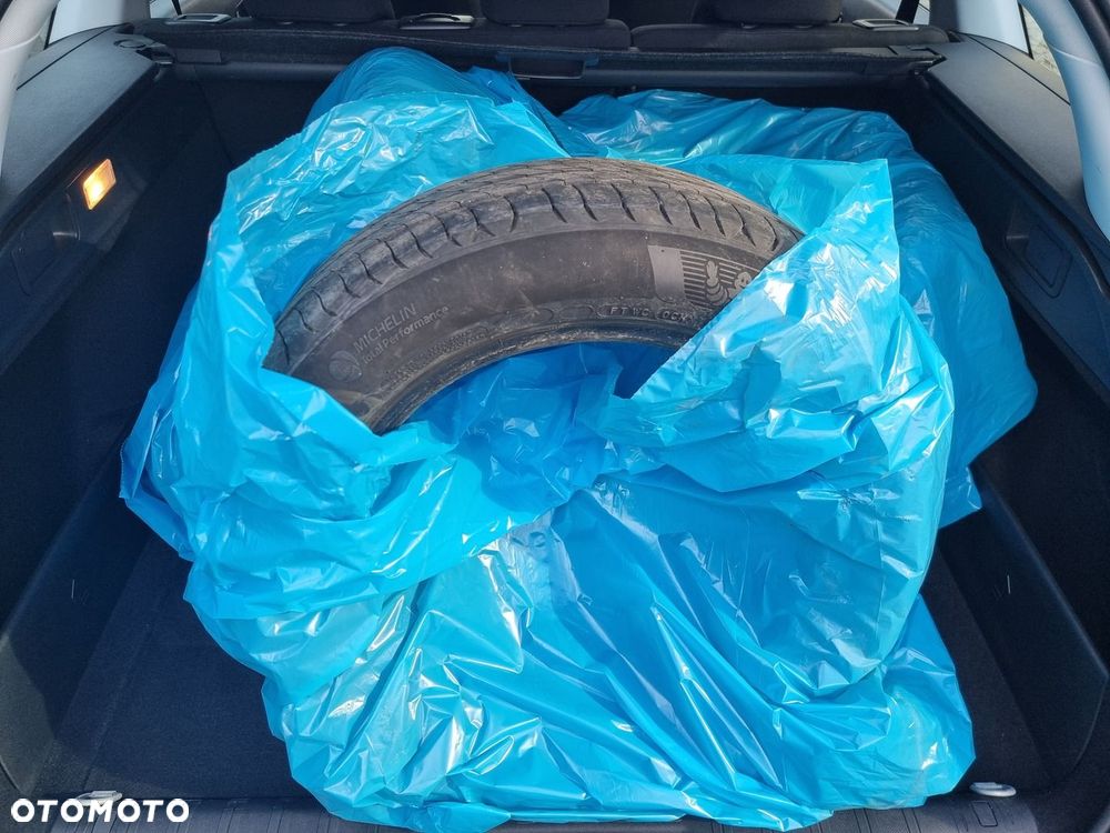 Peugeot 308 SW 1.5 BlueHDi Active S&S - 24