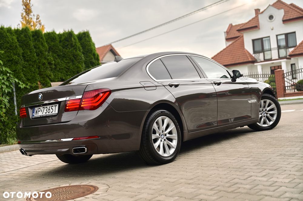 BMW Seria 7 750d xDrive Blue Performance Edition Exclusive - 2