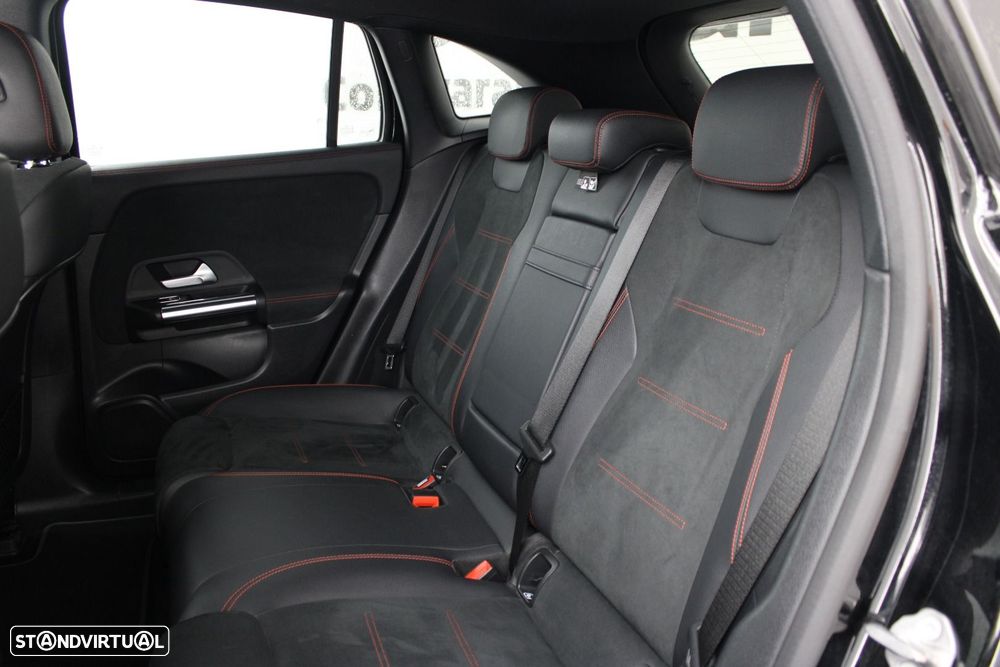 Mercedes-Benz EQA 250 AMG Line — fotografia 31