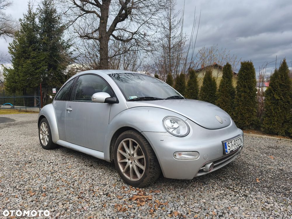 Volkswagen New Beetle - 2