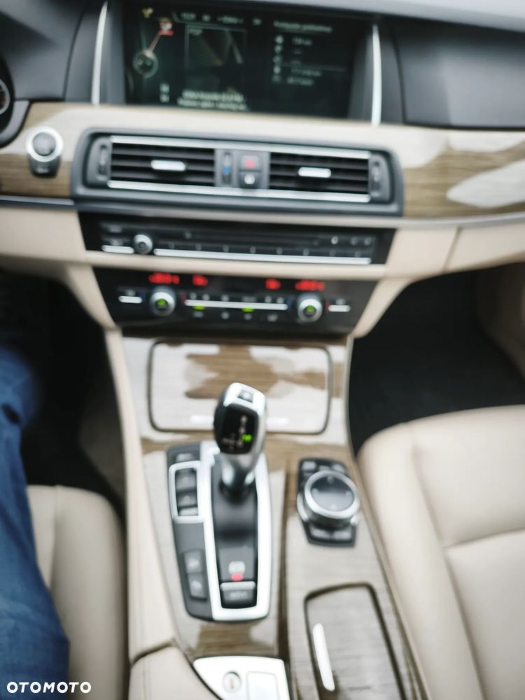 BMW Seria 5 520d Modern Line - 29