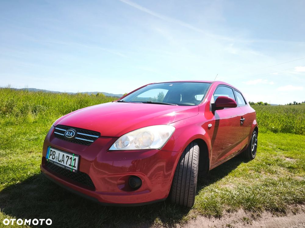 Kia ProCeed - 1
