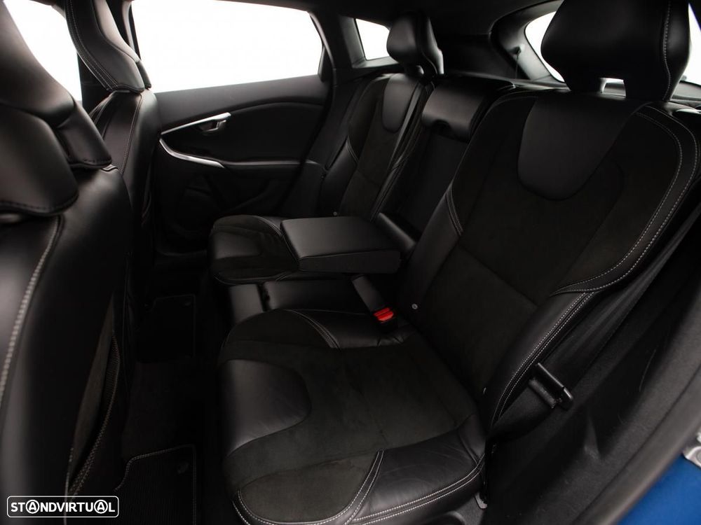 Volvo V40 2.0 D2 R-Design - 9