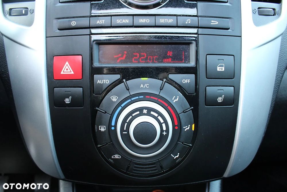Kia Venga 1.6 CVVT Fifa World Cup Edition - 20