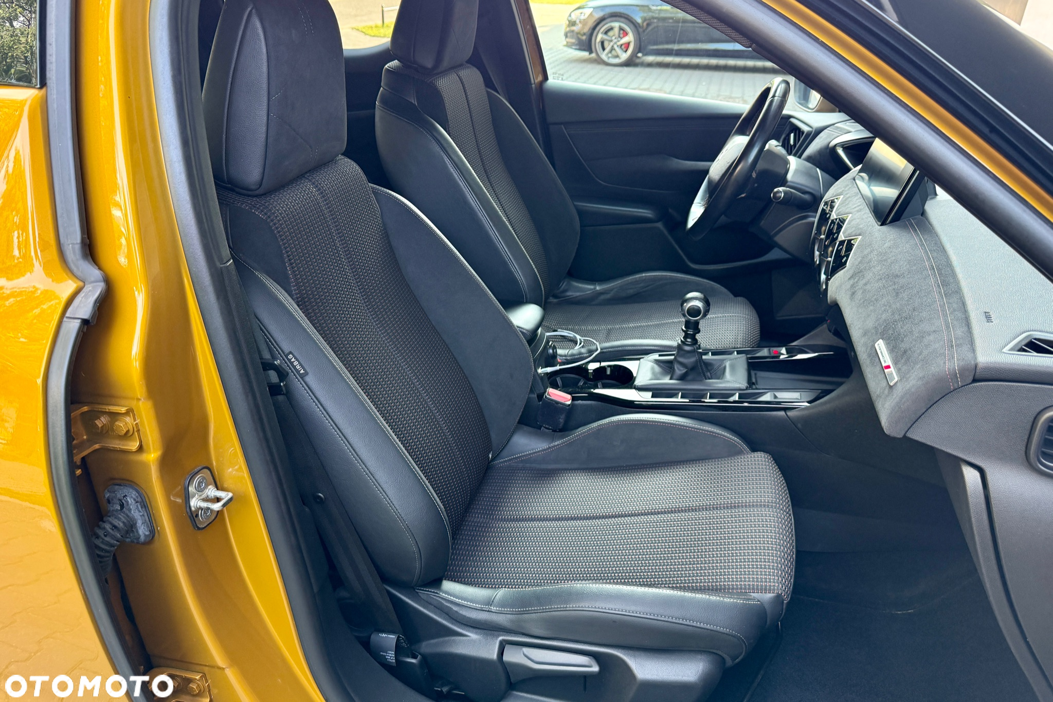 DS Automobiles DS 3 Crossback 1.5 BlueHDi Performance Line - 20