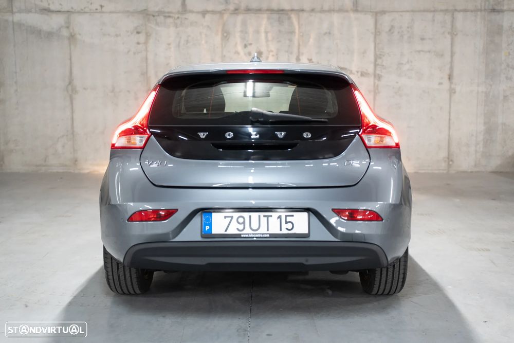 Volvo V40 2.0 D2 Kinetic Geartronic - 8