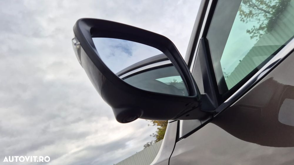 Nissan Qashqai 1.5 DCI Start/Stop Tekna - 16