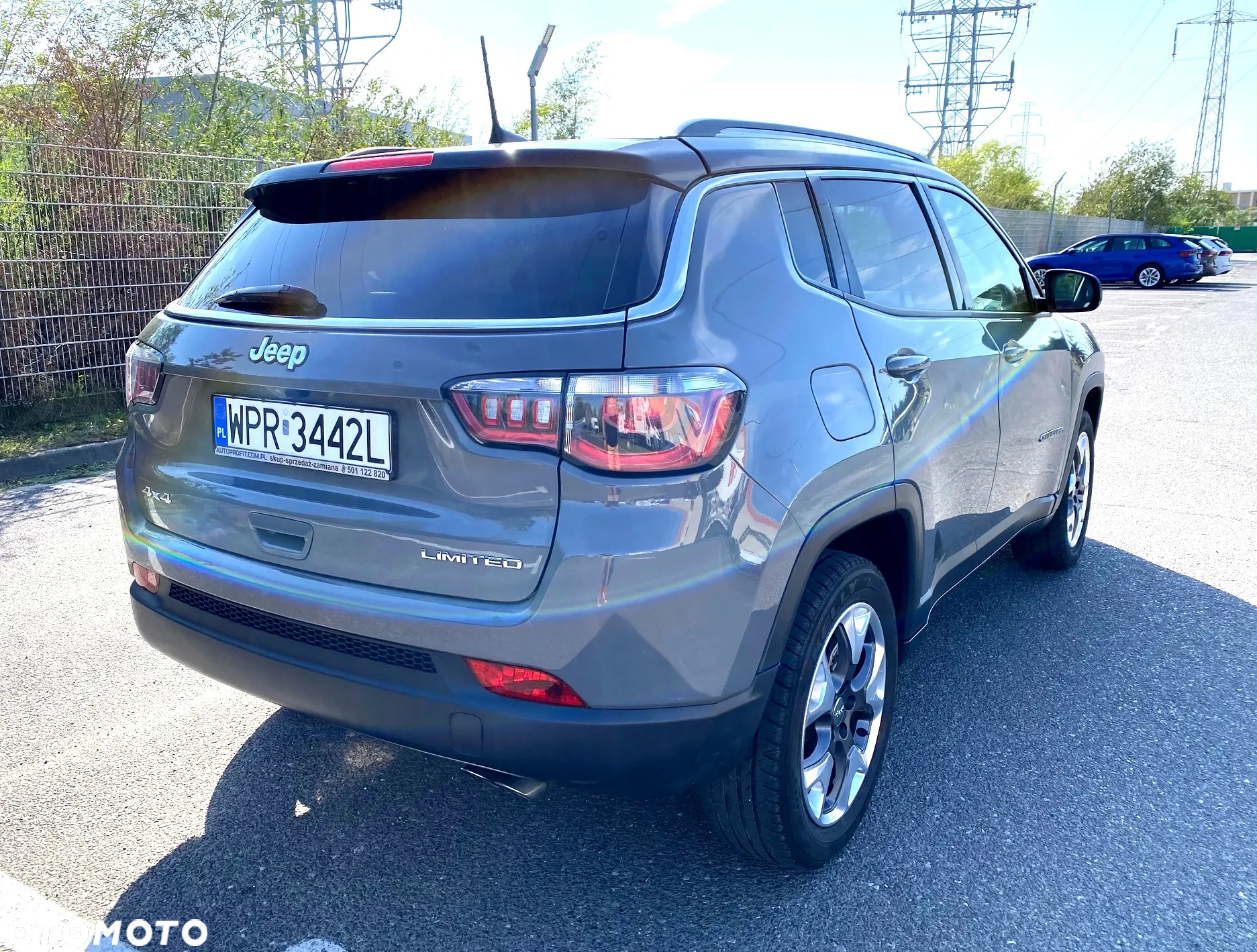 Jeep Compass - 9