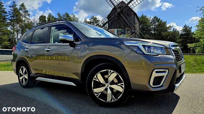 Subaru Forester 2.0i-L Platinum (EyeSight) Lineartronic - 2