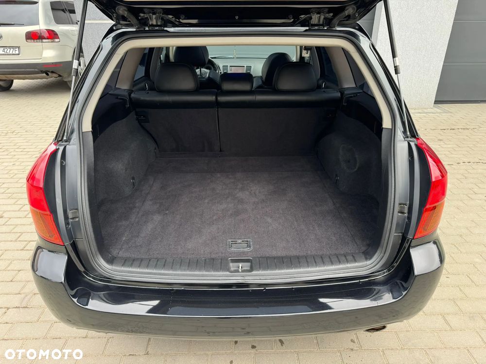 Subaru Legacy - 25