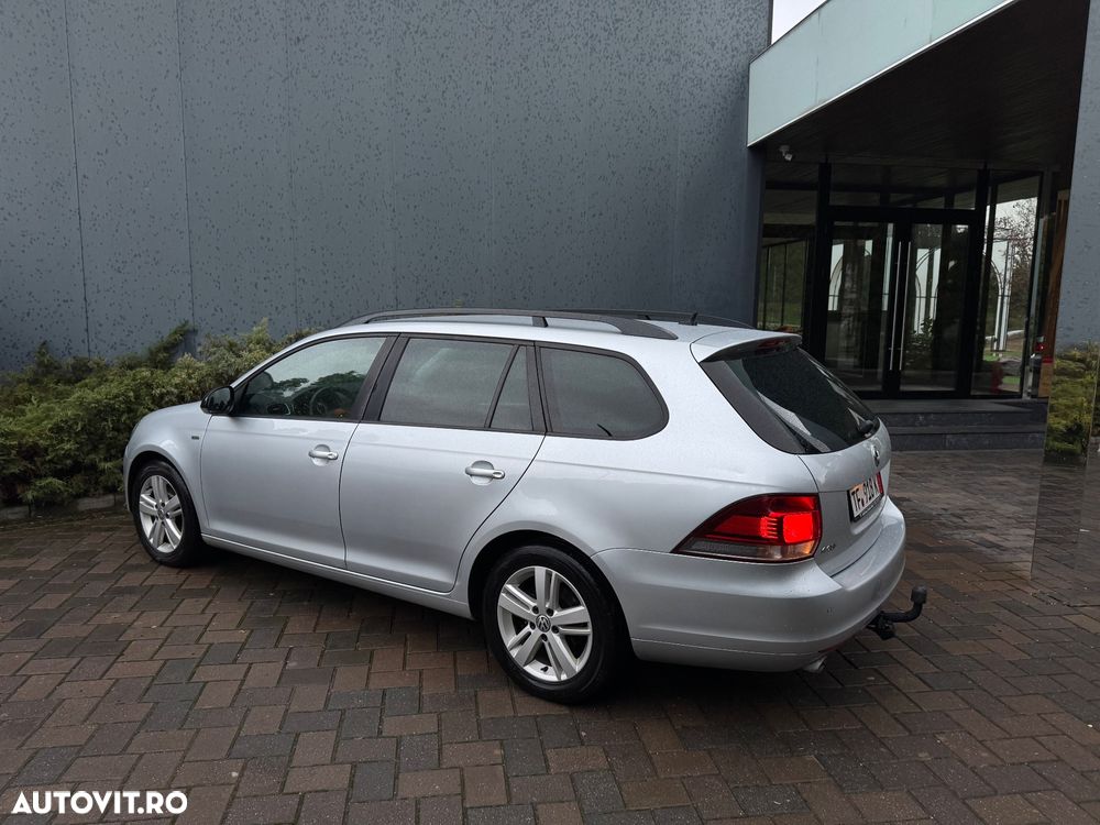 Volkswagen Golf - 27