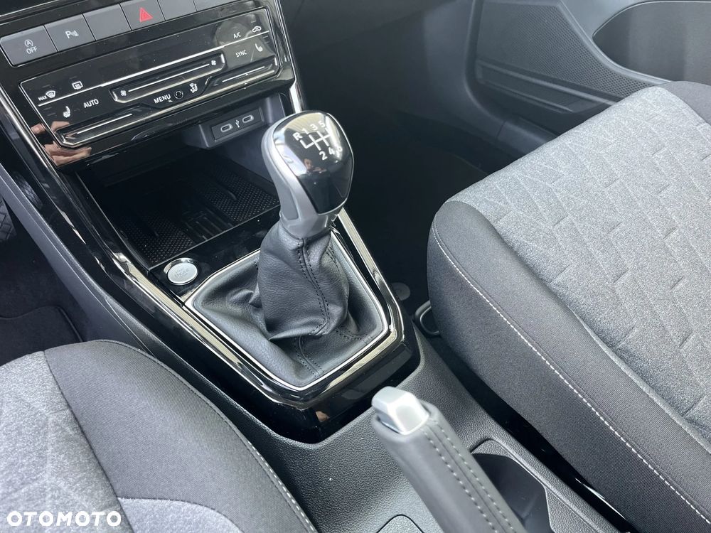 Volkswagen T-Cross 1.0 TSI Life Plus - 16