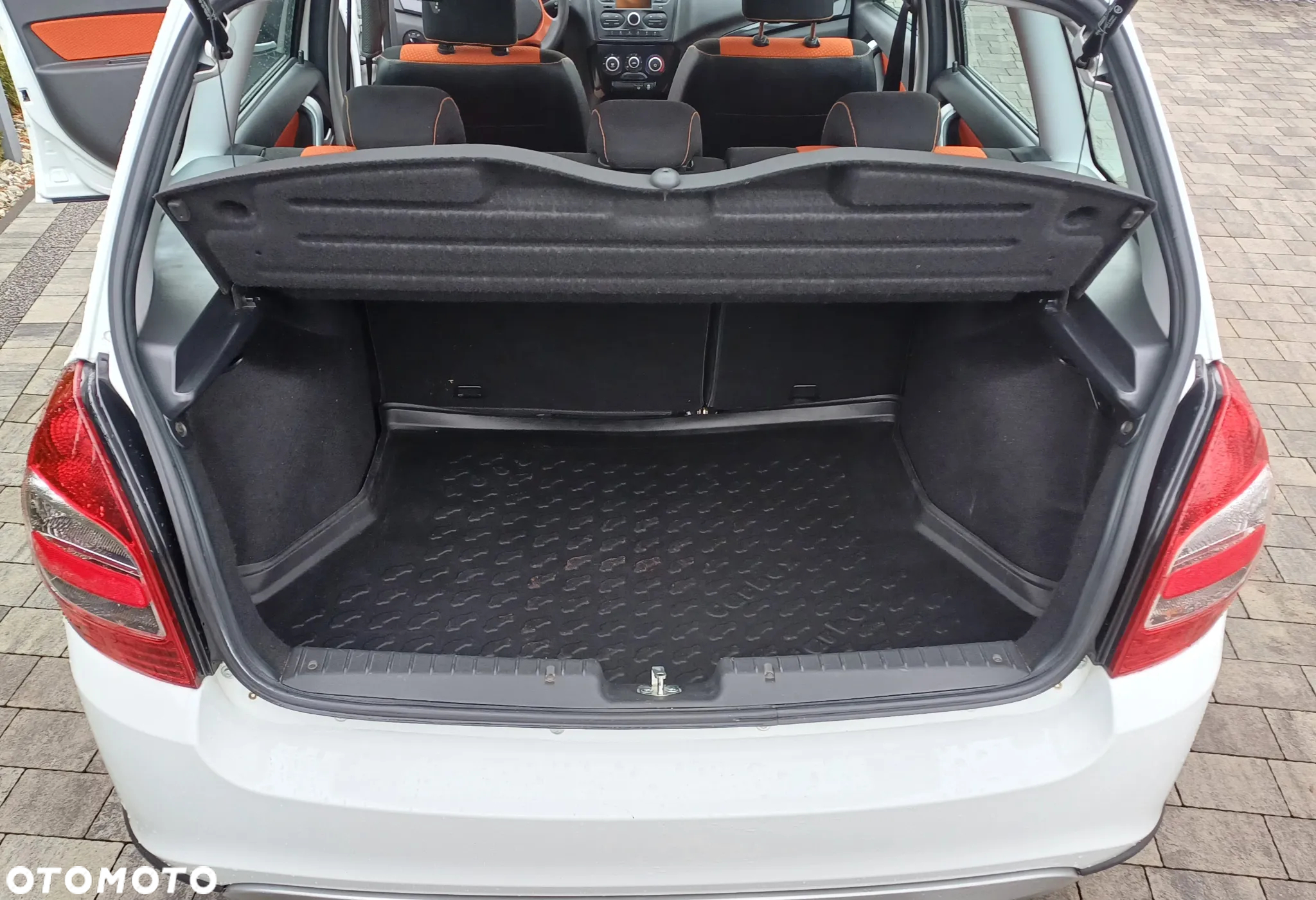 Lada Kalina Cross Luxus - 11