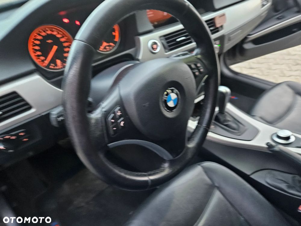 BMW Seria 3 - 17