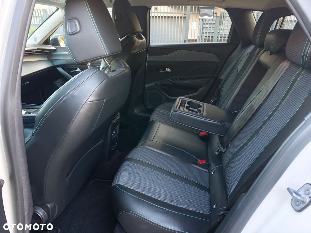 Peugeot 308 BlueHDi 130 EAT8 Stop & Start GT - 8