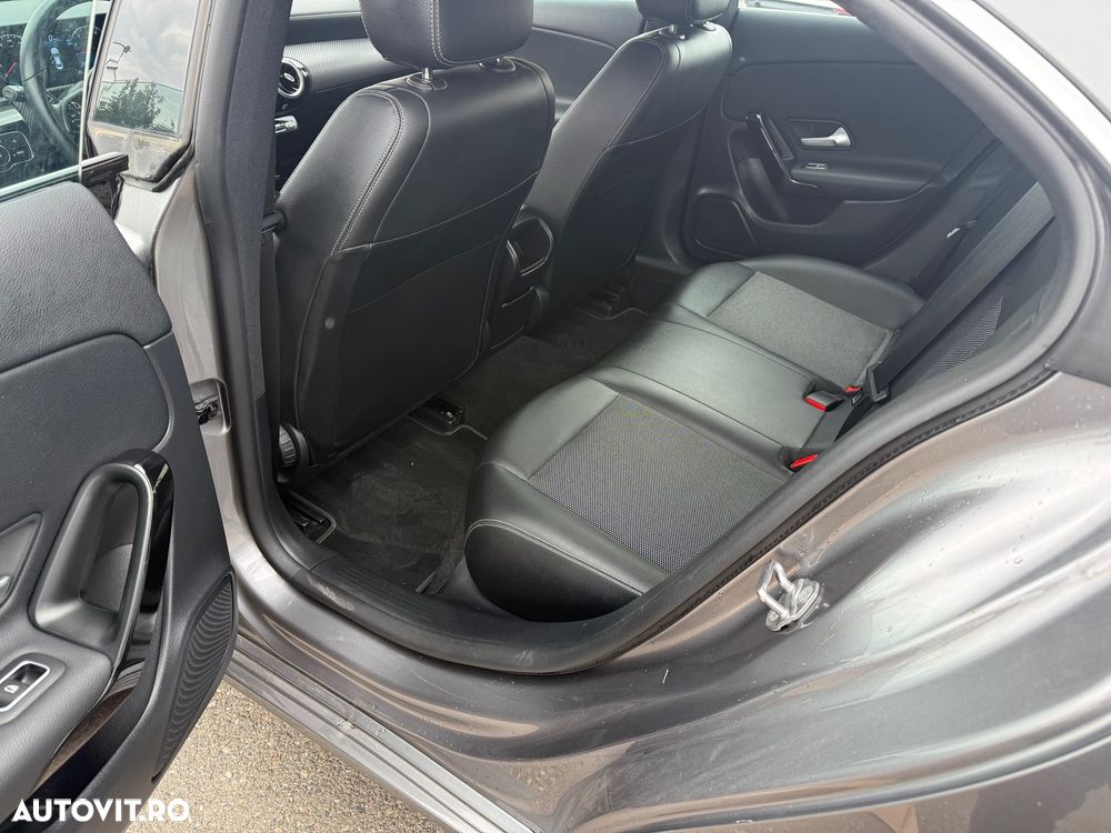 Mercedes-Benz CLA 200 - 6