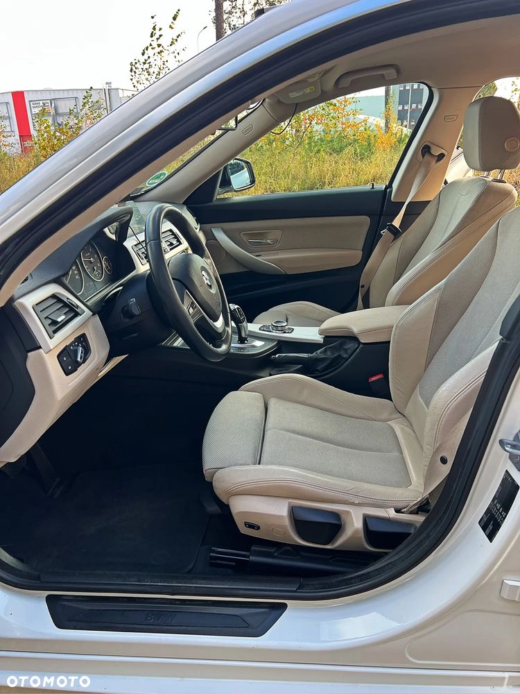 BMW 3GT 318d Business Edition - 13