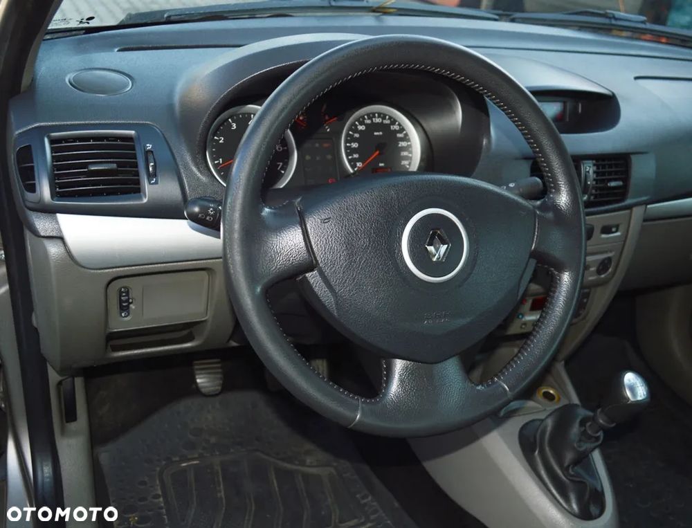 Renault Thalia - 31