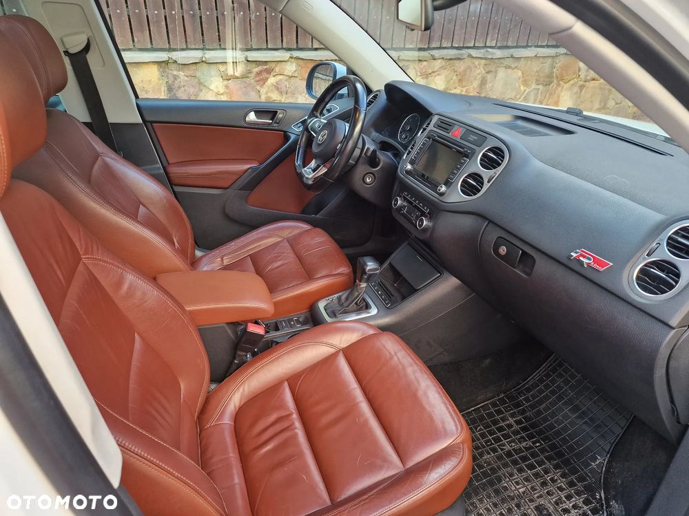 Volkswagen Tiguan 2.0 TDI 4Mot Perfectline R-Style DSG - 11