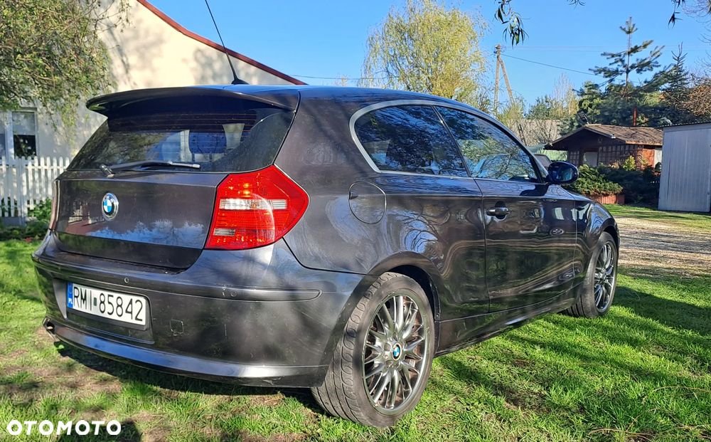 BMW Seria 1 118d - 4