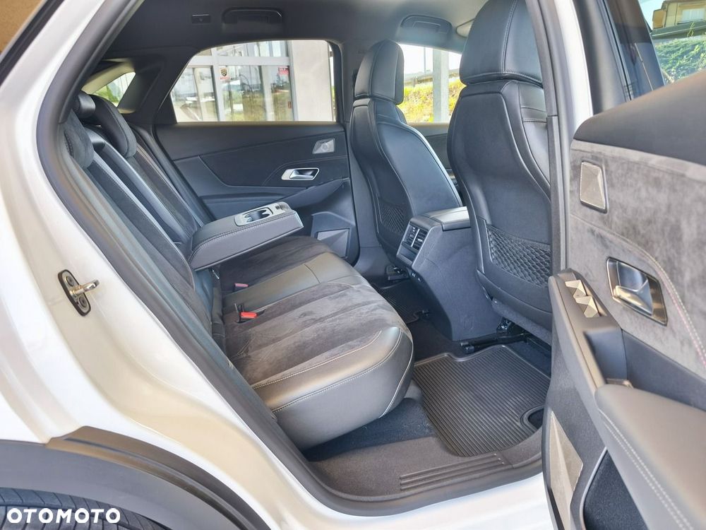 DS Automobiles DS 7 Crossback - 25