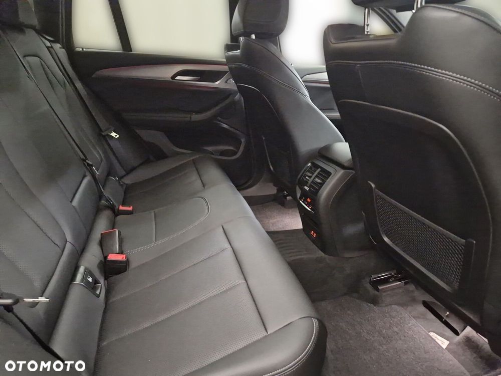BMW X4 xDrive20d mHEV M Sport sport - 23