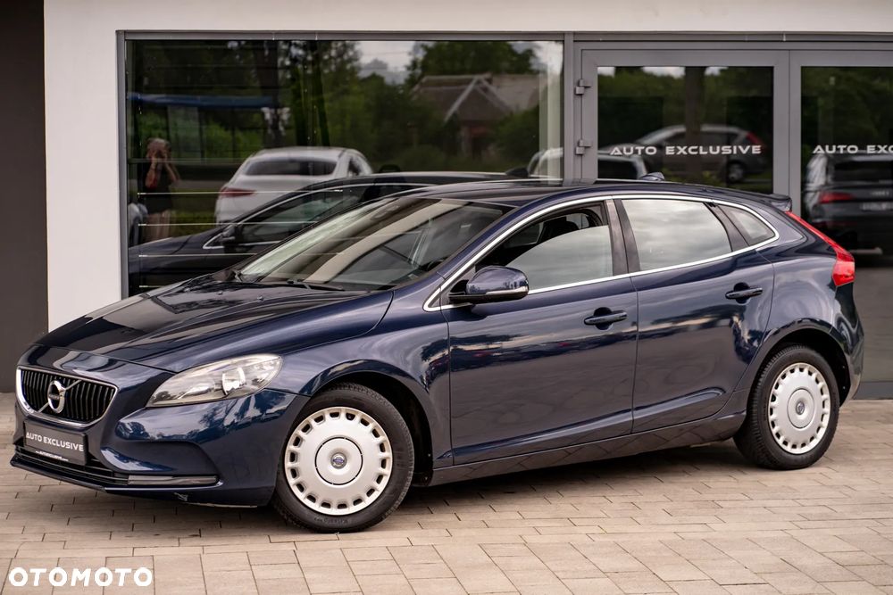 Volvo V40 D2 - 11