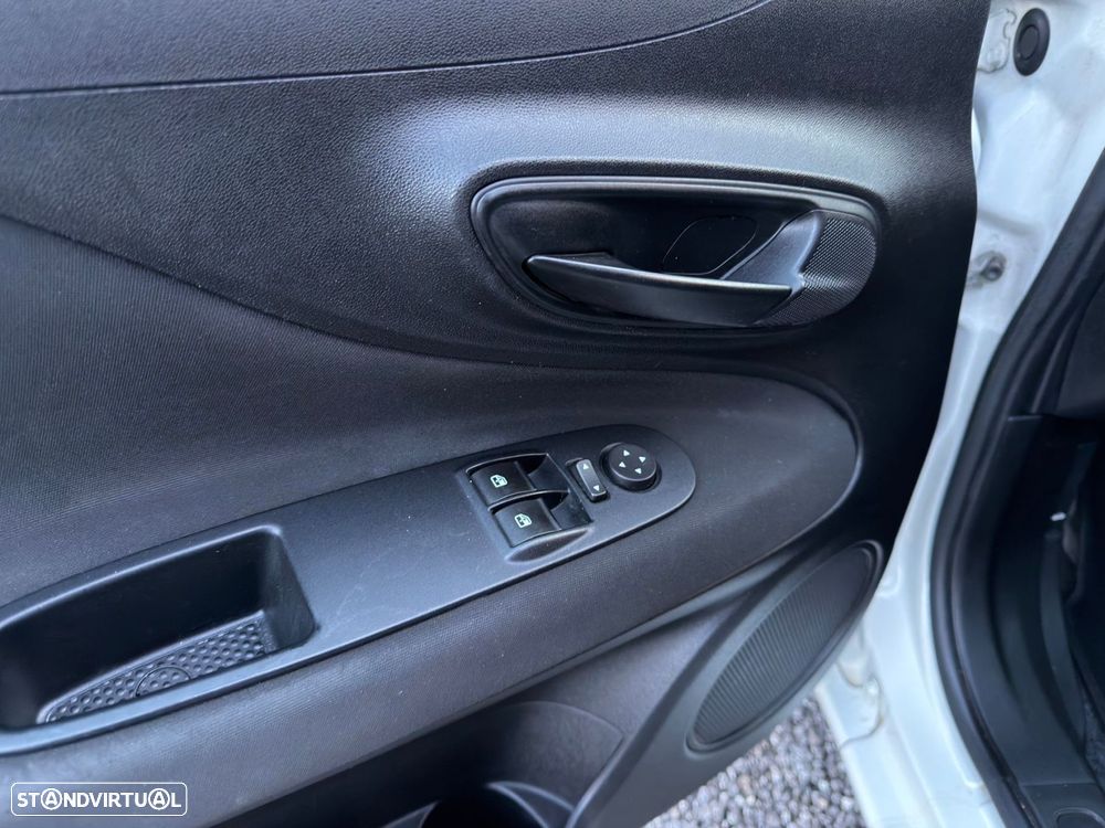 Fiat Punto 1.3 M-jet - 23