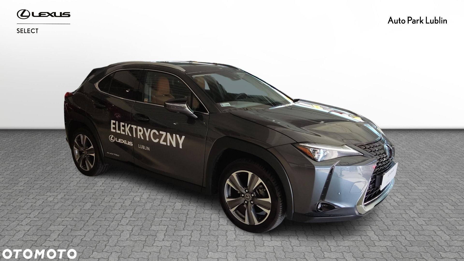 Lexus UX - 7