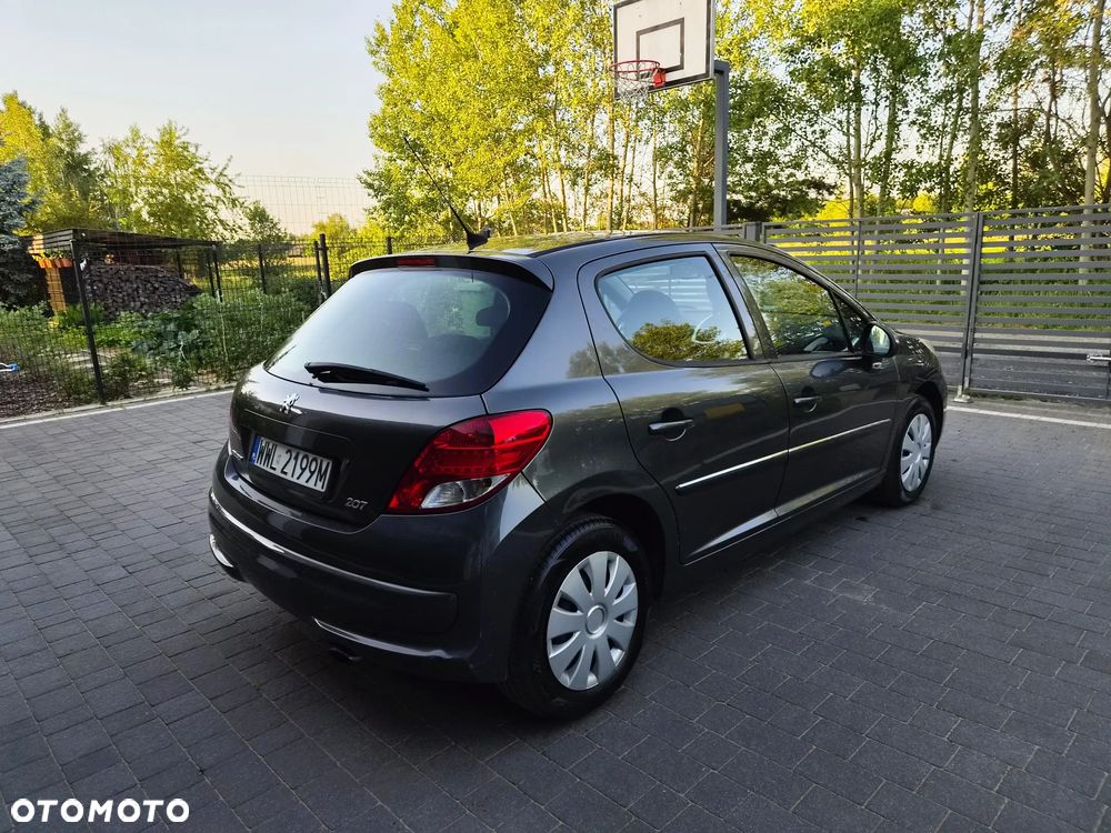 Peugeot 207 - 4