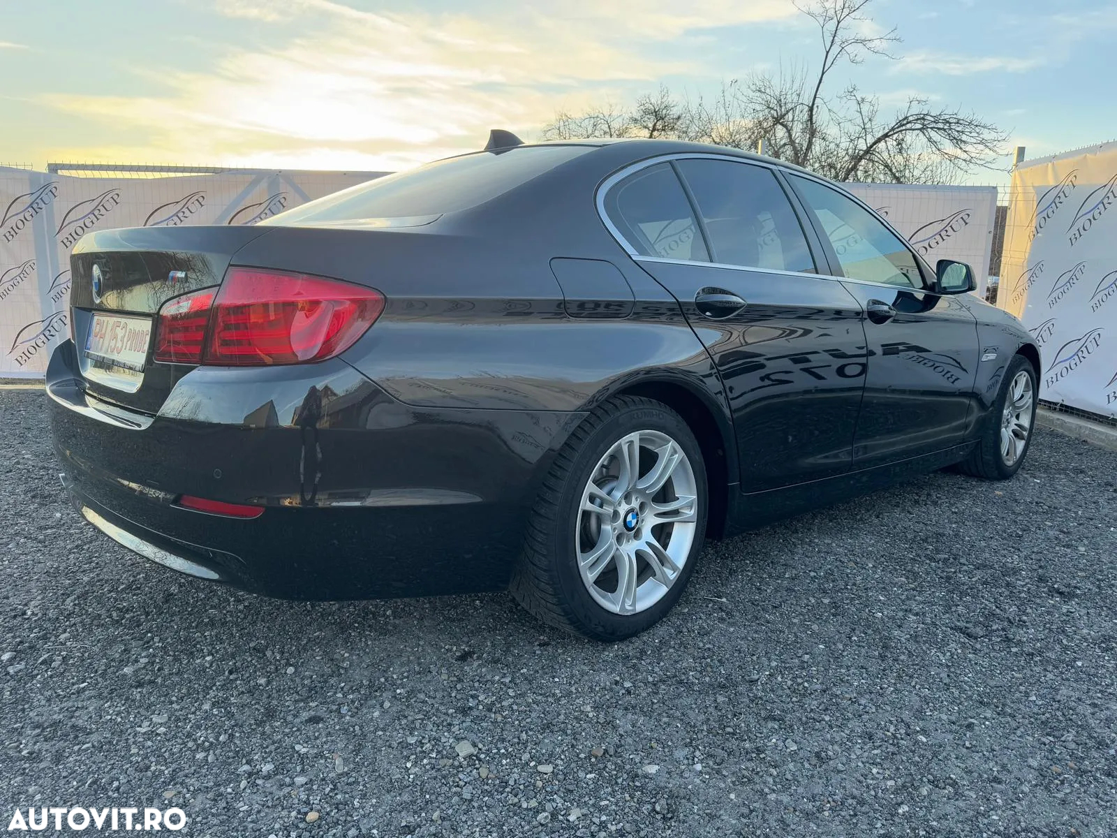 BMW Seria 5 520d Aut. - 12