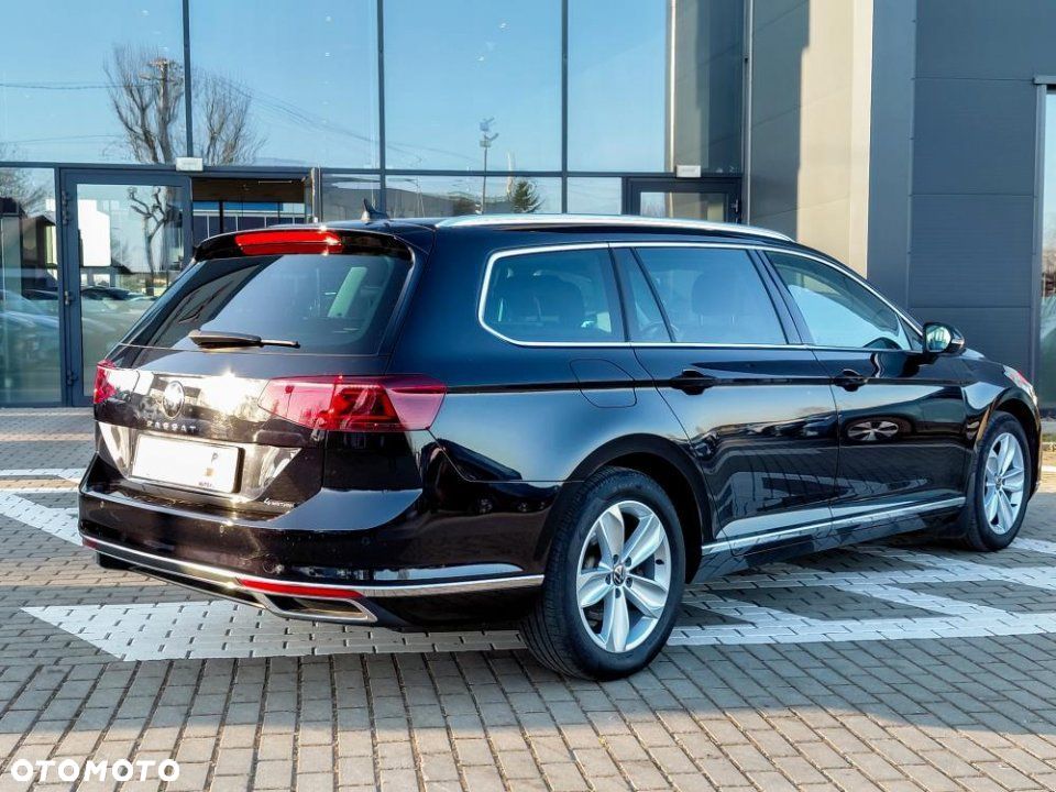 Volkswagen Passat - 3