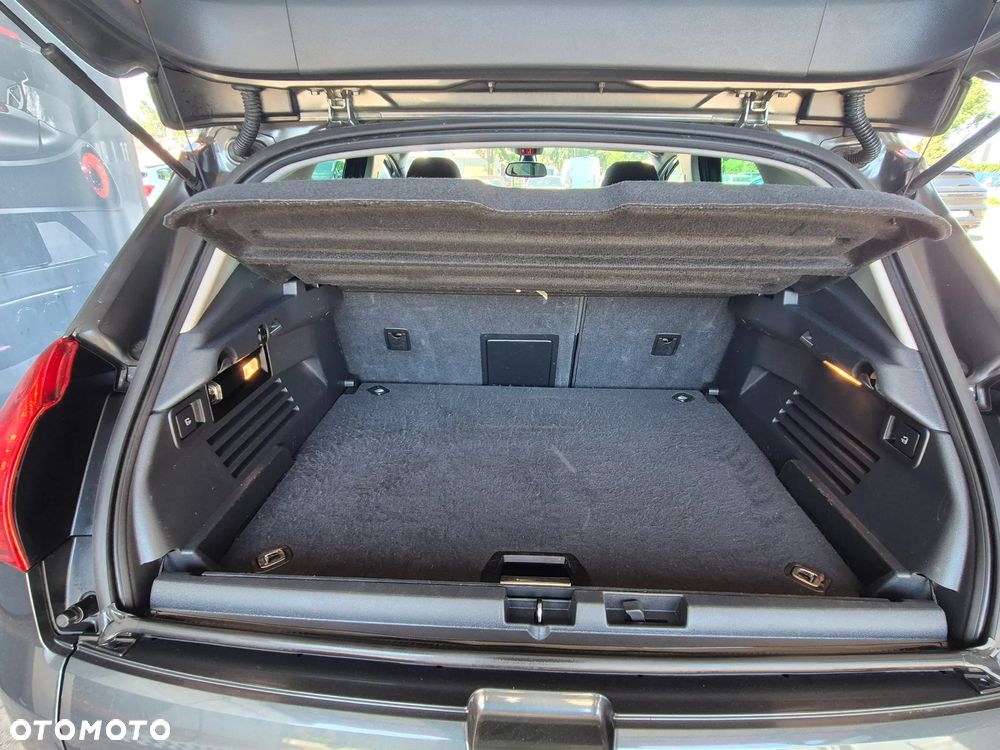 Peugeot 3008 120 VTi Premium - 27