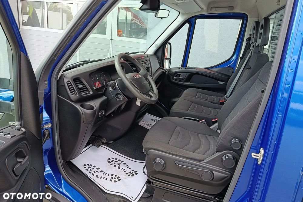 Iveco Daily IV 35C17A - 17