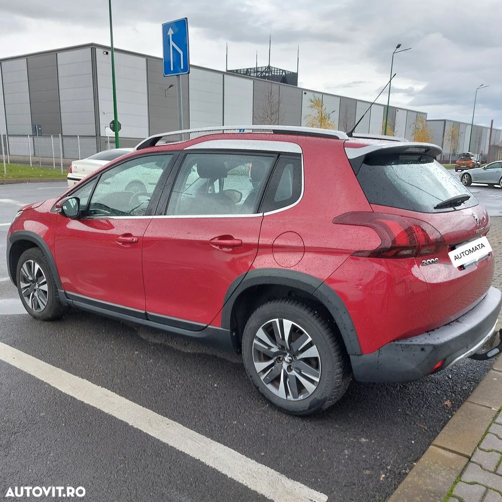 Peugeot 2008 PureTech 110 Stop&Start EAT6 Allure - 4