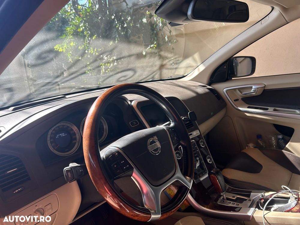 Volvo XC 60 D5 AWD Summum - 12
