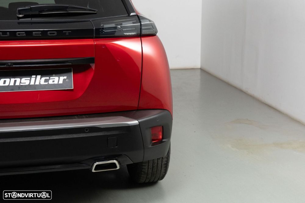 Peugeot 2008 1.2 PureTech Allure Pack EAT8 - 18