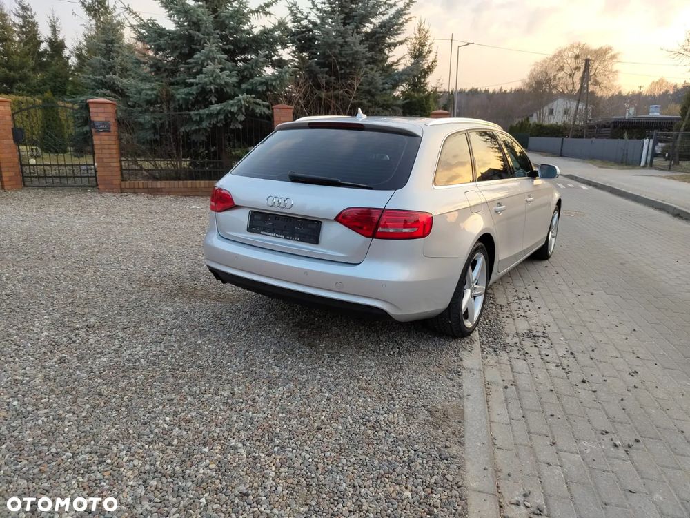 Audi A4 Avant 2.0 TDI - 4
