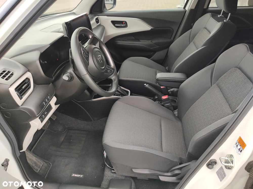 Suzuki Swift 1.2 Dualjet SHVS Elegance CVT - 13