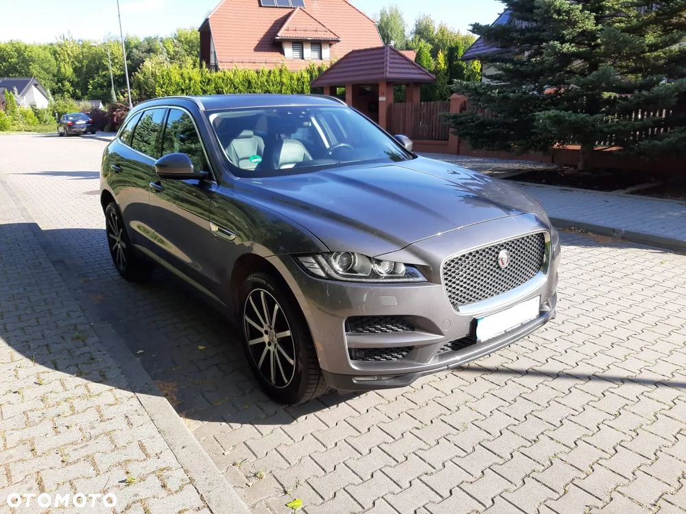 Jaguar F-Pace - 3
