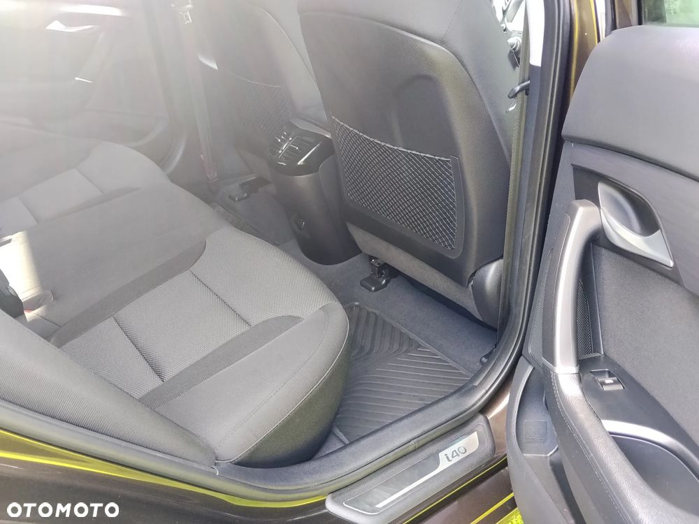 Hyundai i40 Kombi 1.6 Trend - 24