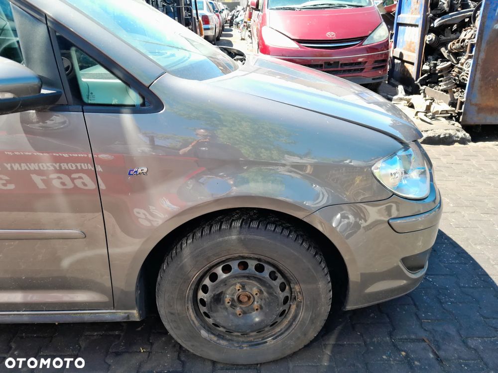 Błotnik przedni prawy VW Touran I lift 06-10r. LD7S - 1